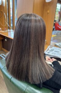 白髪ぼかしハイライト